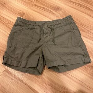 The North Face women’s shorts, green, size 10
